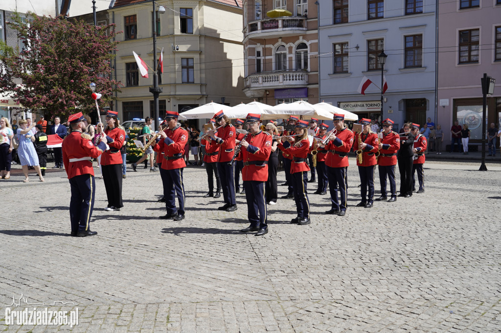 2 maja – Dzień Flagi Rzeczypospolitej Polskiej . Obchody w Grudziądzu