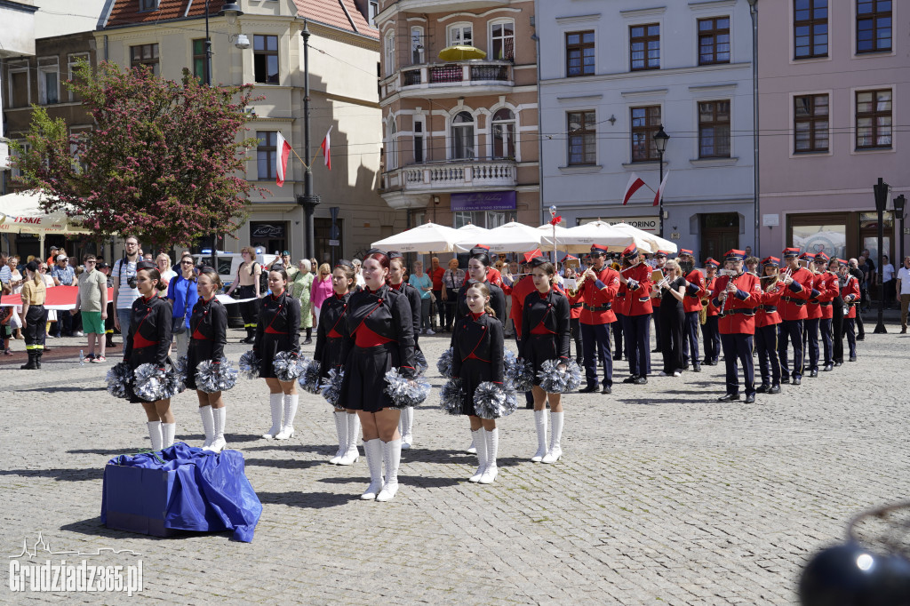 2 maja – Dzień Flagi Rzeczypospolitej Polskiej . Obchody w Grudziądzu