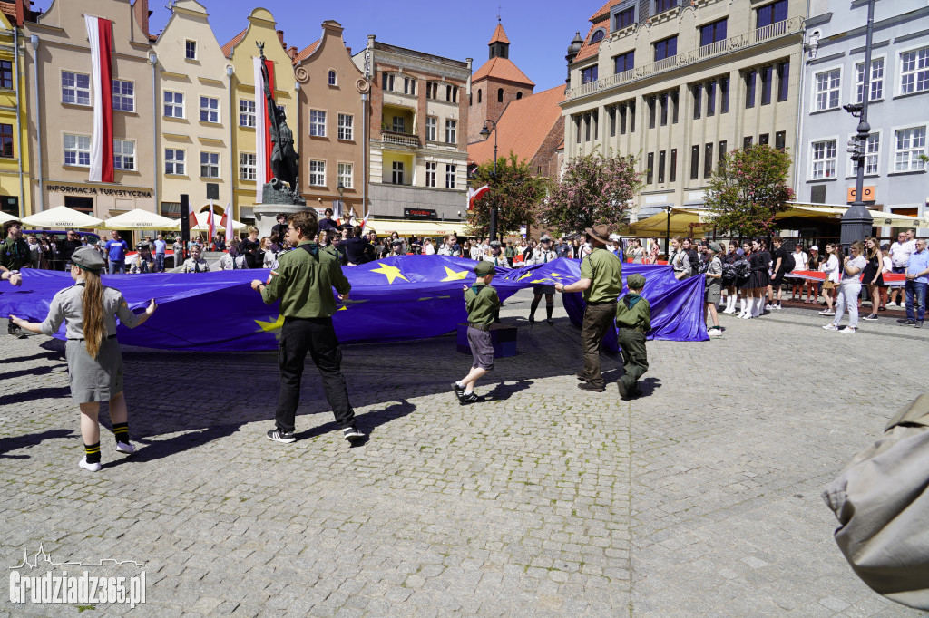 2 maja – Dzień Flagi Rzeczypospolitej Polskiej . Obchody w Grudziądzu