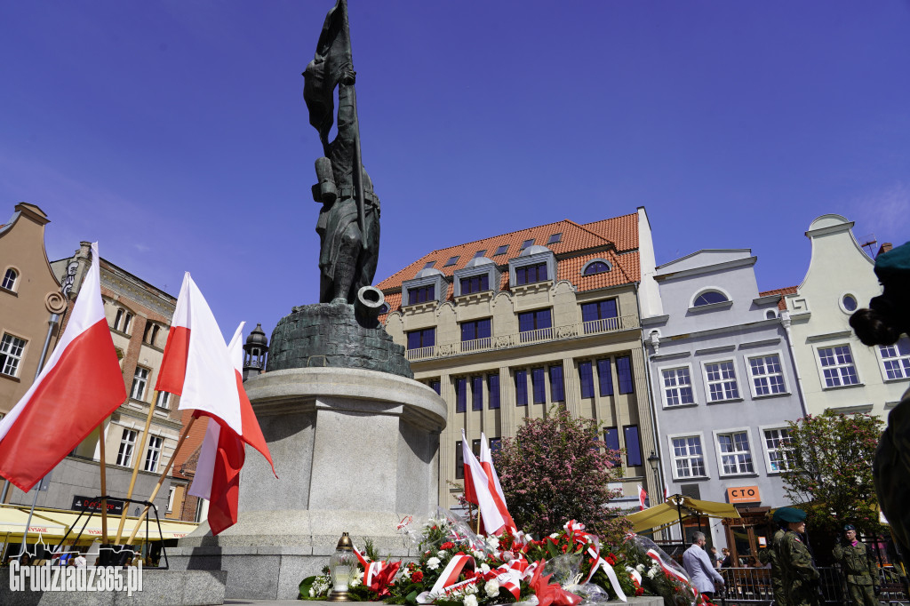 233 lat temu uchwalono Konstytucję 3 maja. Obchody w Grudziądzu