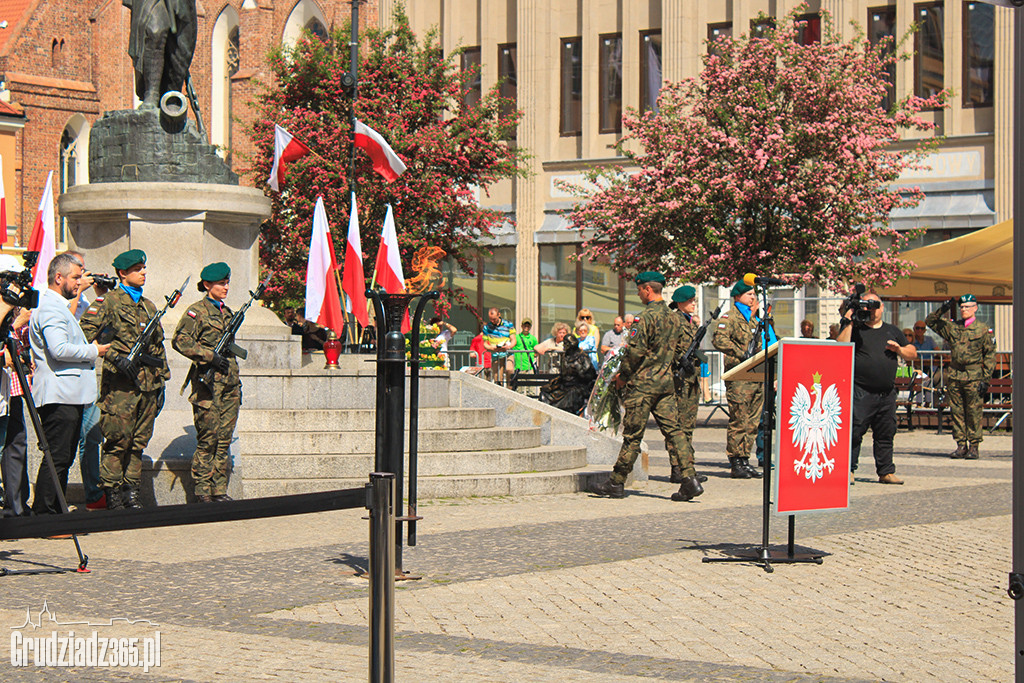 233 lat temu uchwalono Konstytucję 3 maja. Obchody w Grudziądzu