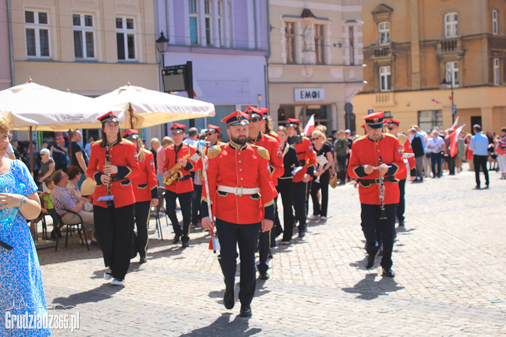 2 maja – Dzień Flagi Rzeczypospolitej Polskiej . Obchody w Grudziądzu