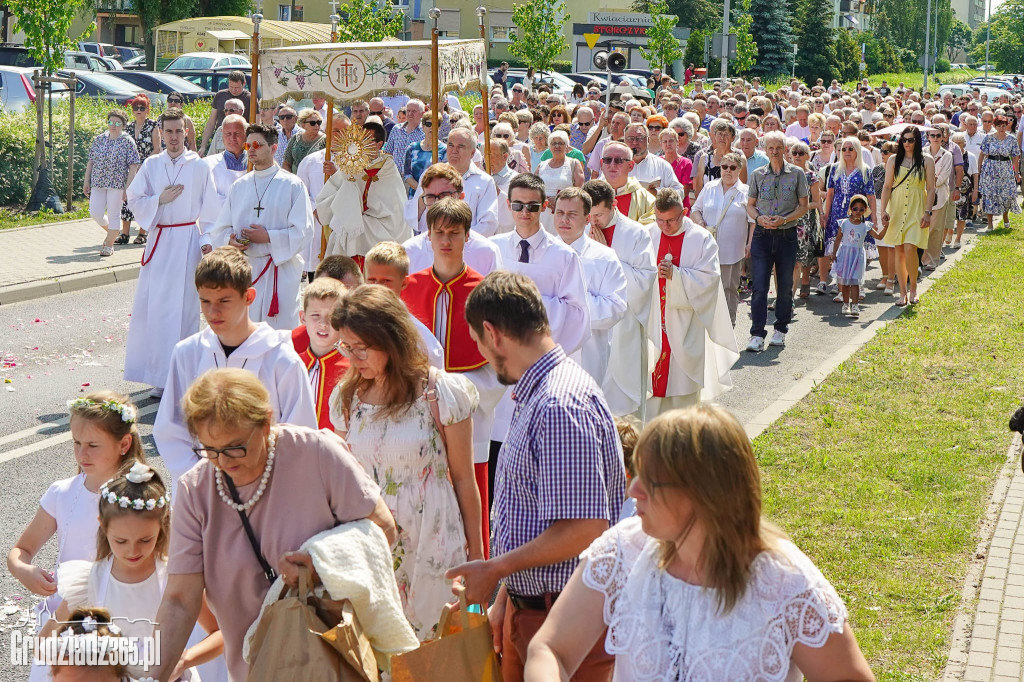 Boże Ciało - procesja na os. Lotnisko w Grudziądzu