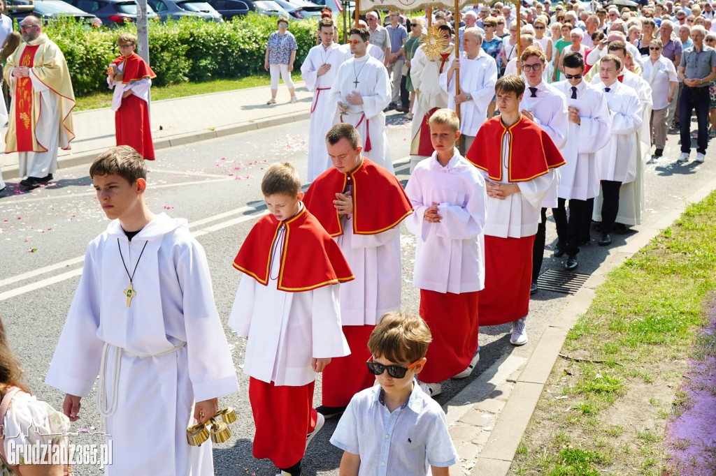 Boże Ciało - procesja na os. Lotnisko w Grudziądzu