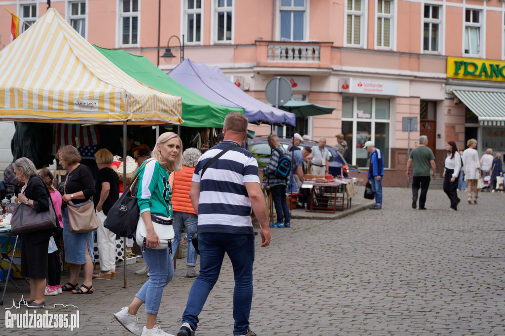 Grudziądz gotowy na obchody 733. urodzin. Stoiska Jarmarku Spichrzowego gotowe