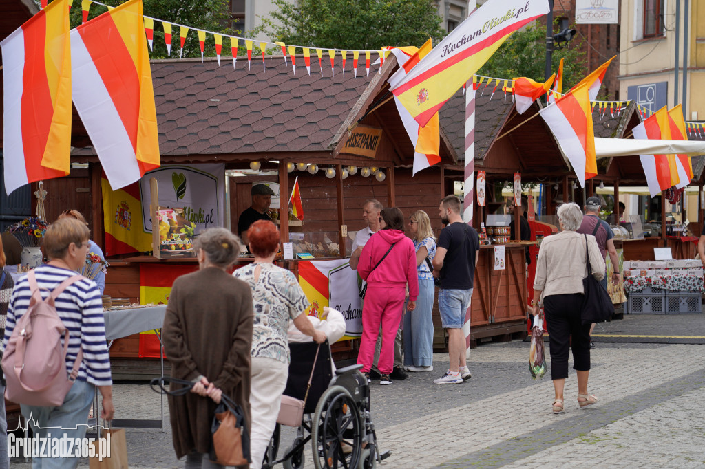 Grudziądz gotowy na obchody 733. urodzin. Stoiska Jarmarku Spichrzowego gotowe