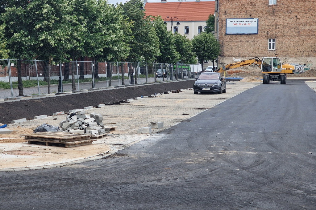 Wkrótce koniec remontu parkingu przy ulicy Sienkiewicza w Grudziądzu