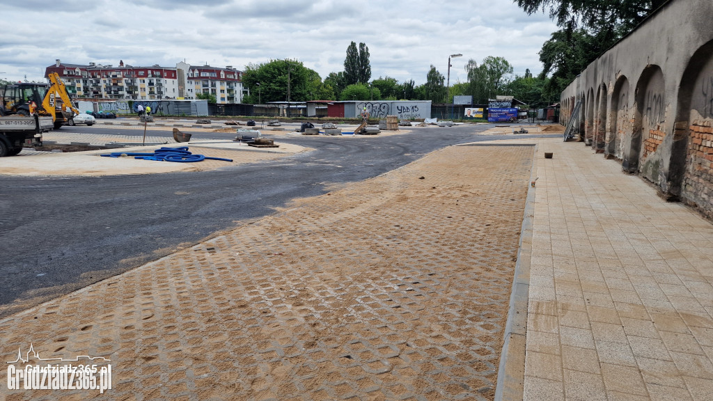 Wkrótce koniec remontu parkingu przy ulicy Sienkiewicza w Grudziądzu