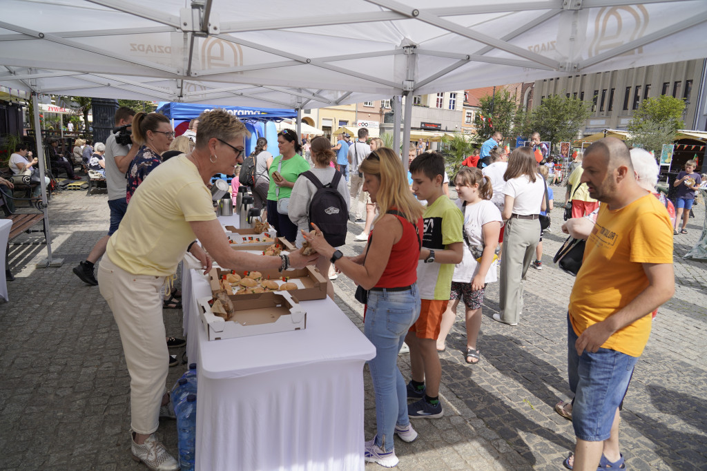 Portugalskie śniadanie na Rynku w Grudziądzu