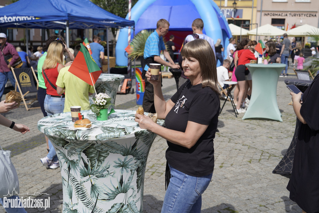 Portugalskie śniadanie na Rynku w Grudziądzu