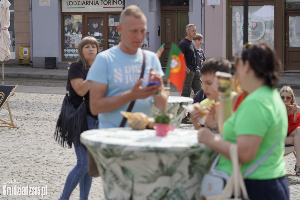 Portugalskie śniadanie na Rynku w Grudziądzu