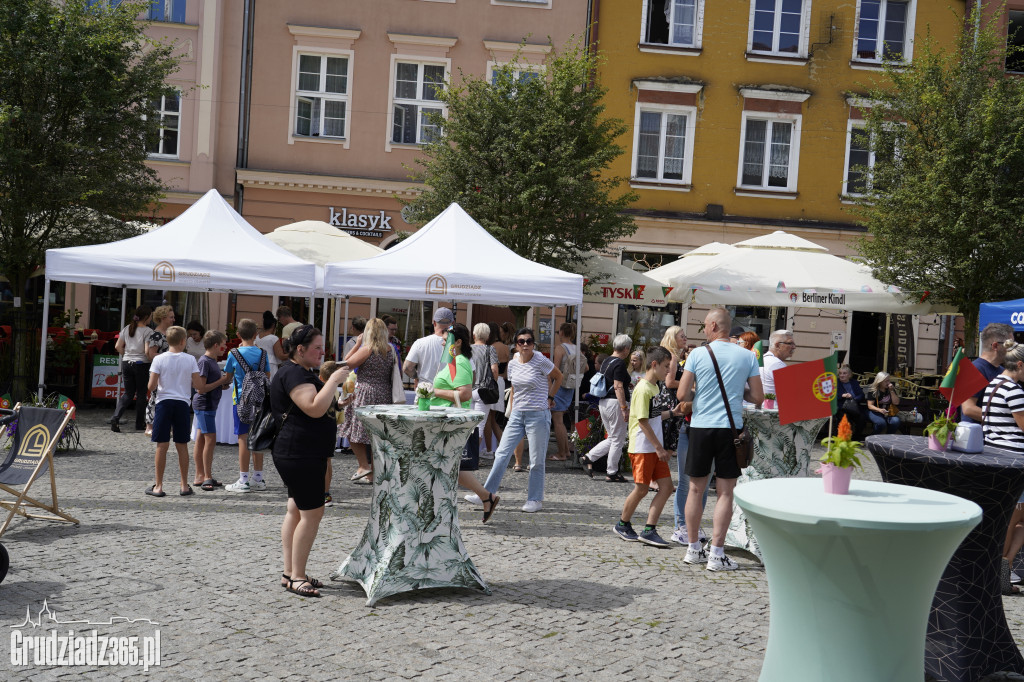 Portugalskie śniadanie na Rynku w Grudziądzu