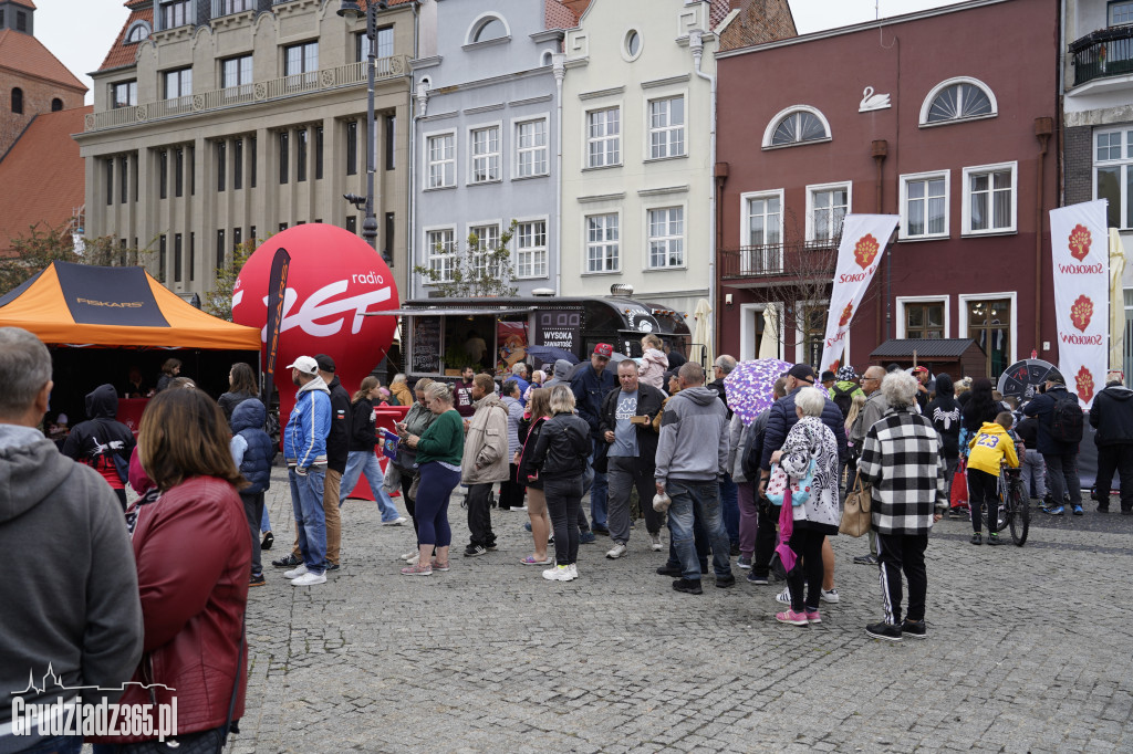 Śniadanie z RadiemZ na Rynku w Grudziądzu