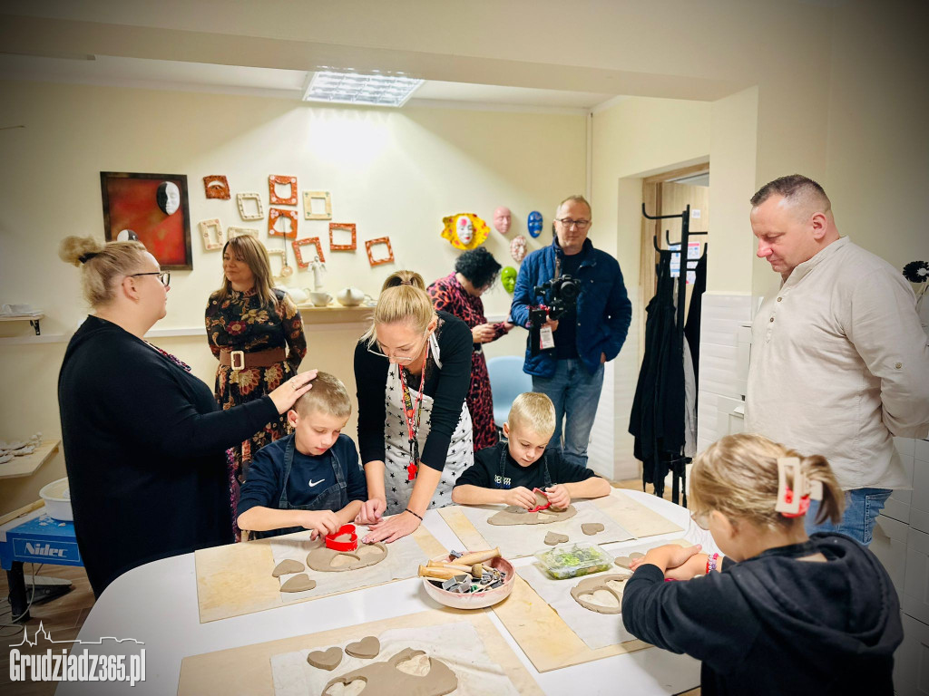 Przedstawiciele Kuratorium Oświaty odwiedzili placówkę Spinaker w Grudziądzu