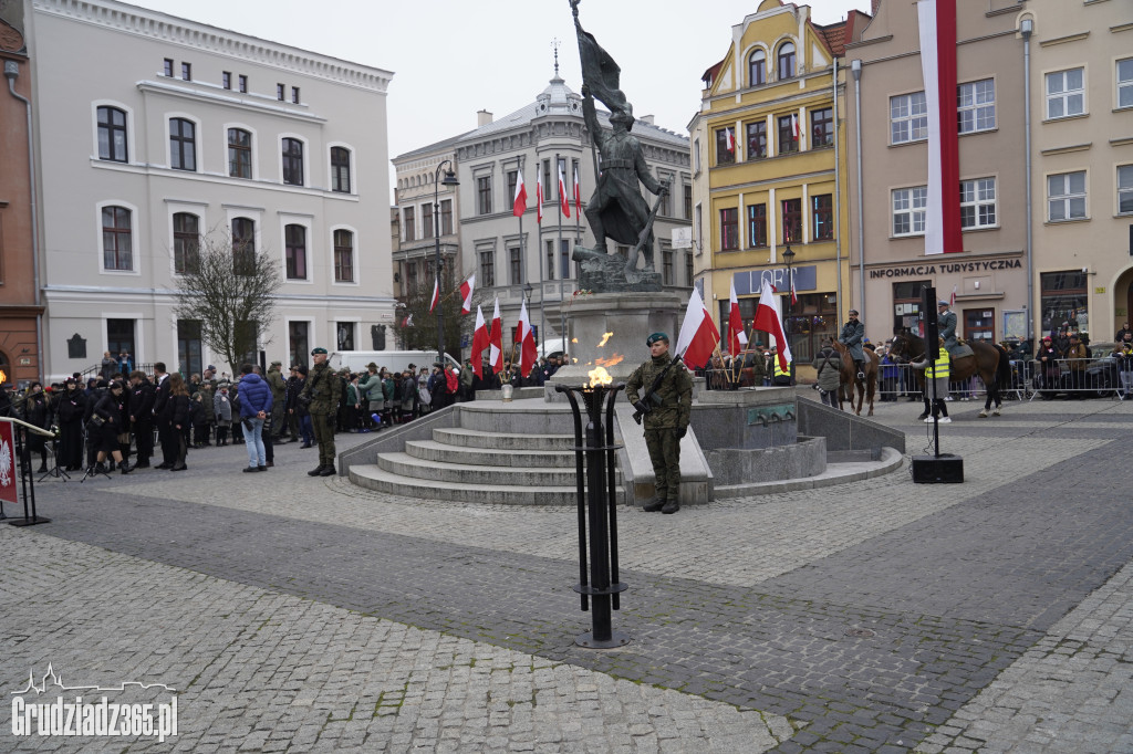 Obchody Narodowego Święta Niepodległości na Rynku w Grudziądzu