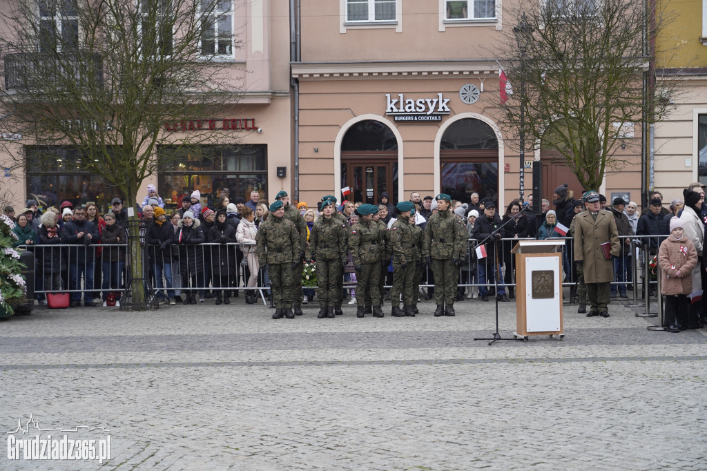 Obchody Narodowego Święta Niepodległości na Rynku w Grudziądzu