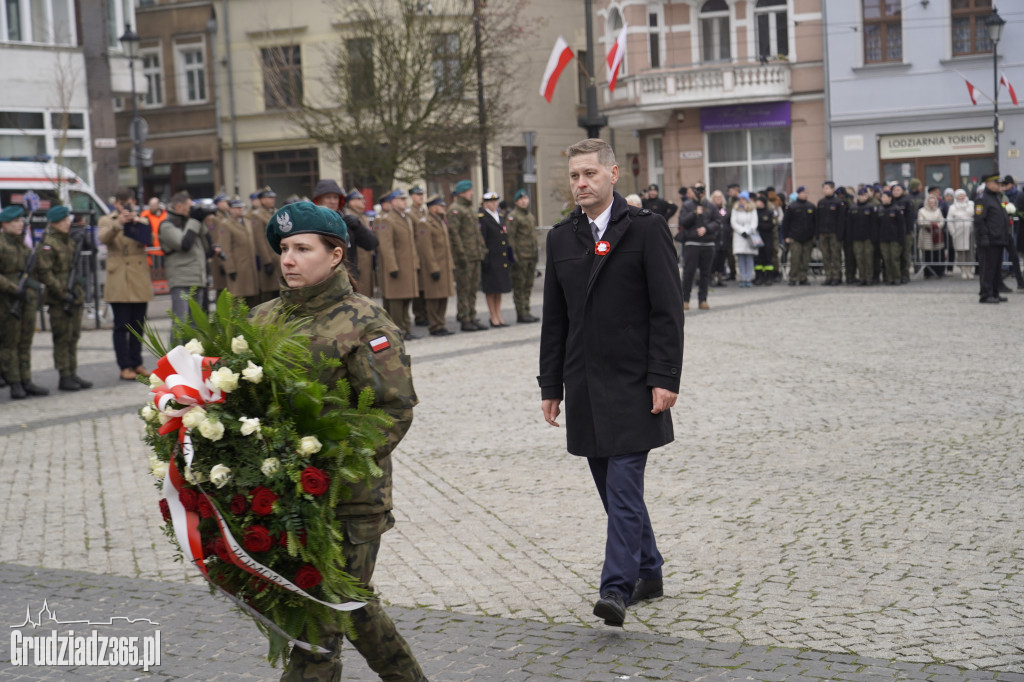 Obchody Narodowego Święta Niepodległości na Rynku w Grudziądzu