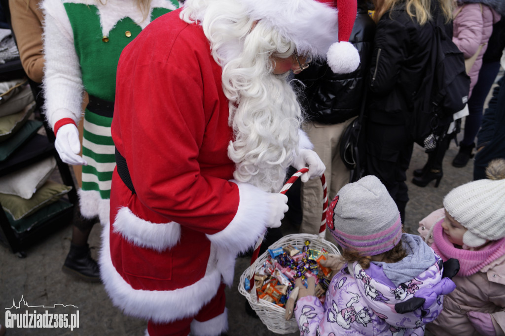 Święty Mikołaj na Rynku w Grudziądzu
