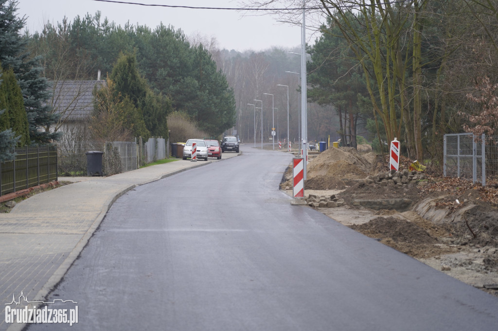 Biały Bór: Zakończono remont drogi! Większe bezpieczeństwo i komfort jazdy