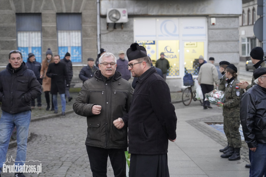 Uroczystości 43 rocznicy wprowadzenia stanu wojennego