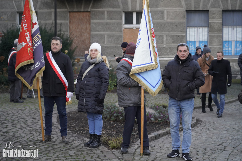 Uroczystości 43 rocznicy wprowadzenia stanu wojennego