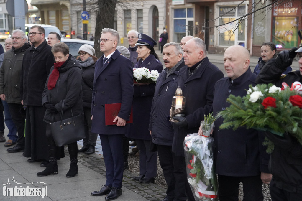 Uroczystości 43 rocznicy wprowadzenia stanu wojennego