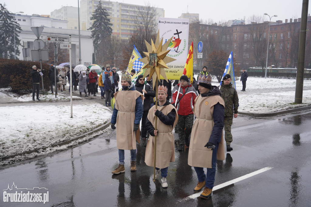 Ulicami Grudziądza po raz jedenasty przemaszerował Orszak Trzech Króli