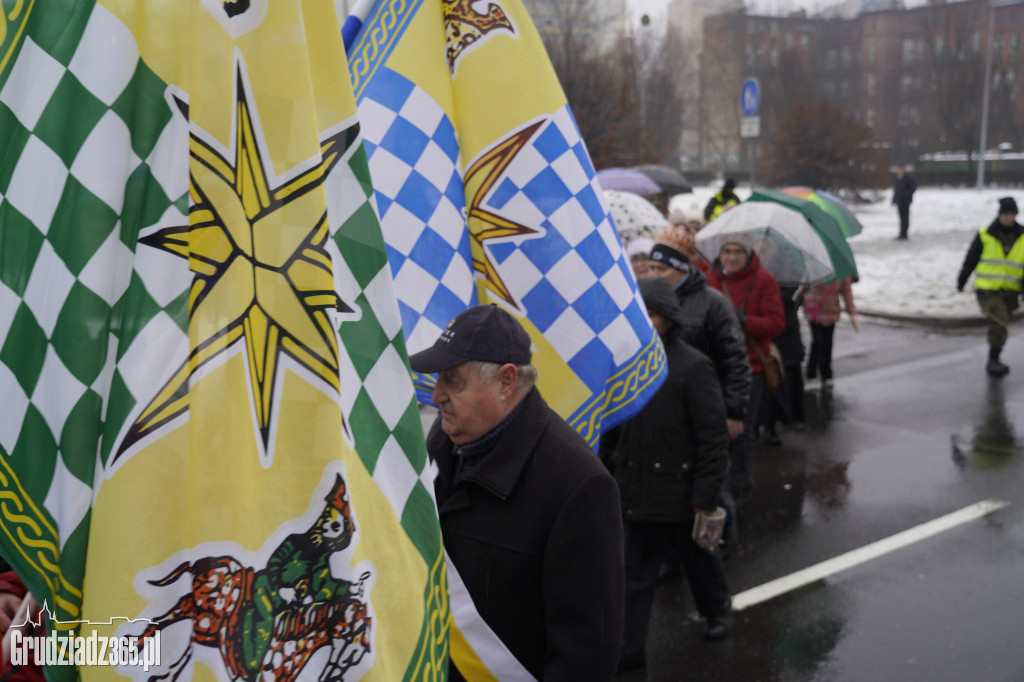 Ulicami Grudziądza po raz jedenasty przemaszerował Orszak Trzech Króli