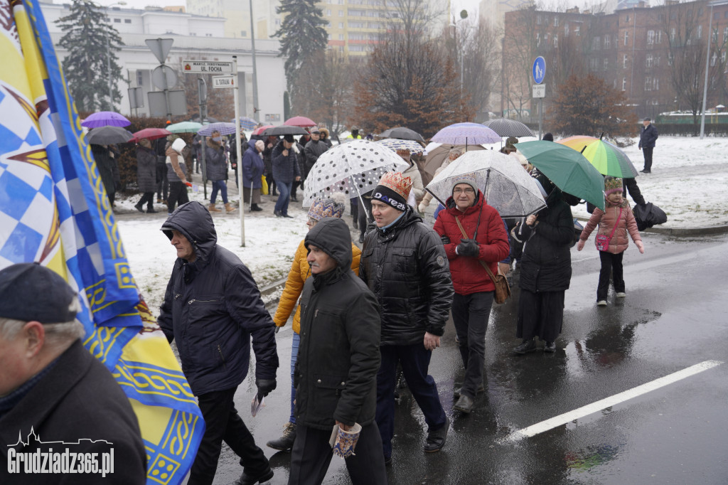 Ulicami Grudziądza po raz jedenasty przemaszerował Orszak Trzech Króli