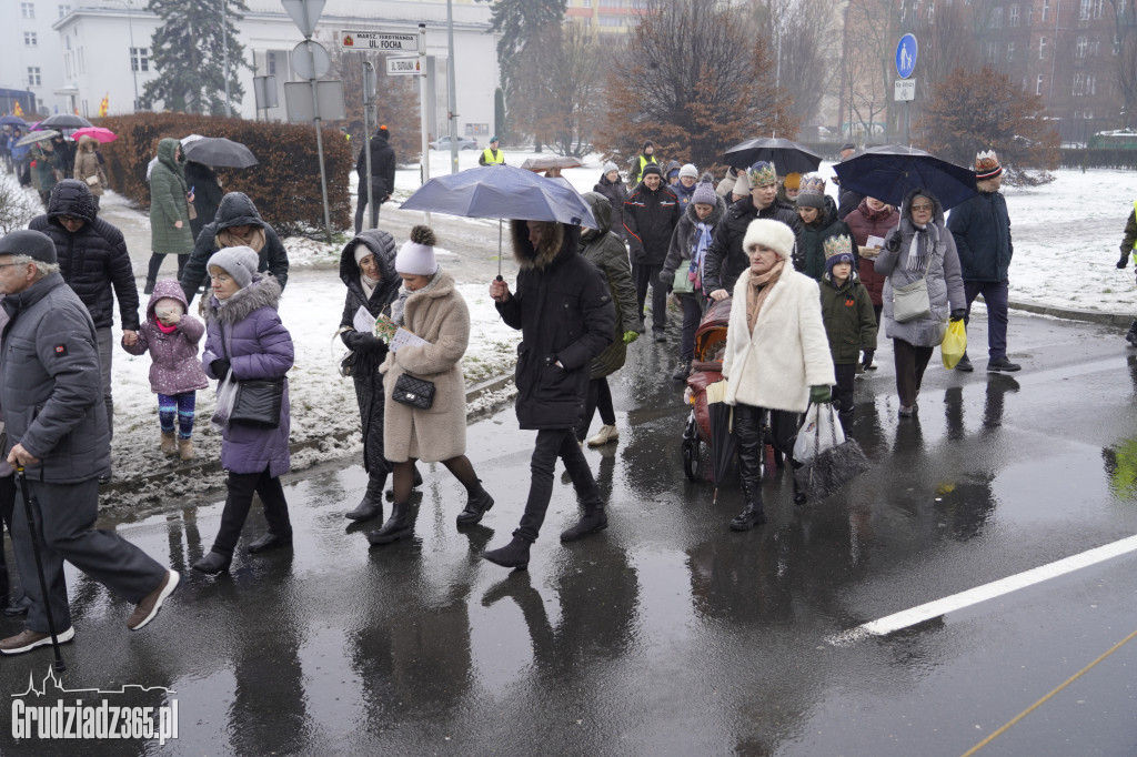 Ulicami Grudziądza po raz jedenasty przemaszerował Orszak Trzech Króli