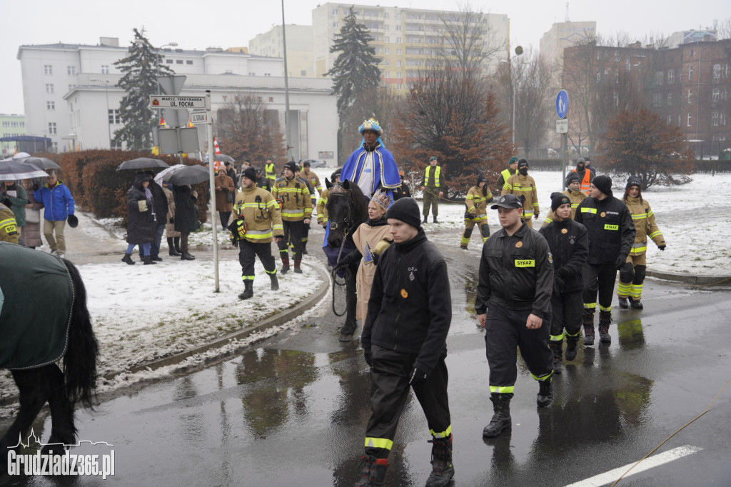 Ulicami Grudziądza po raz jedenasty przemaszerował Orszak Trzech Króli