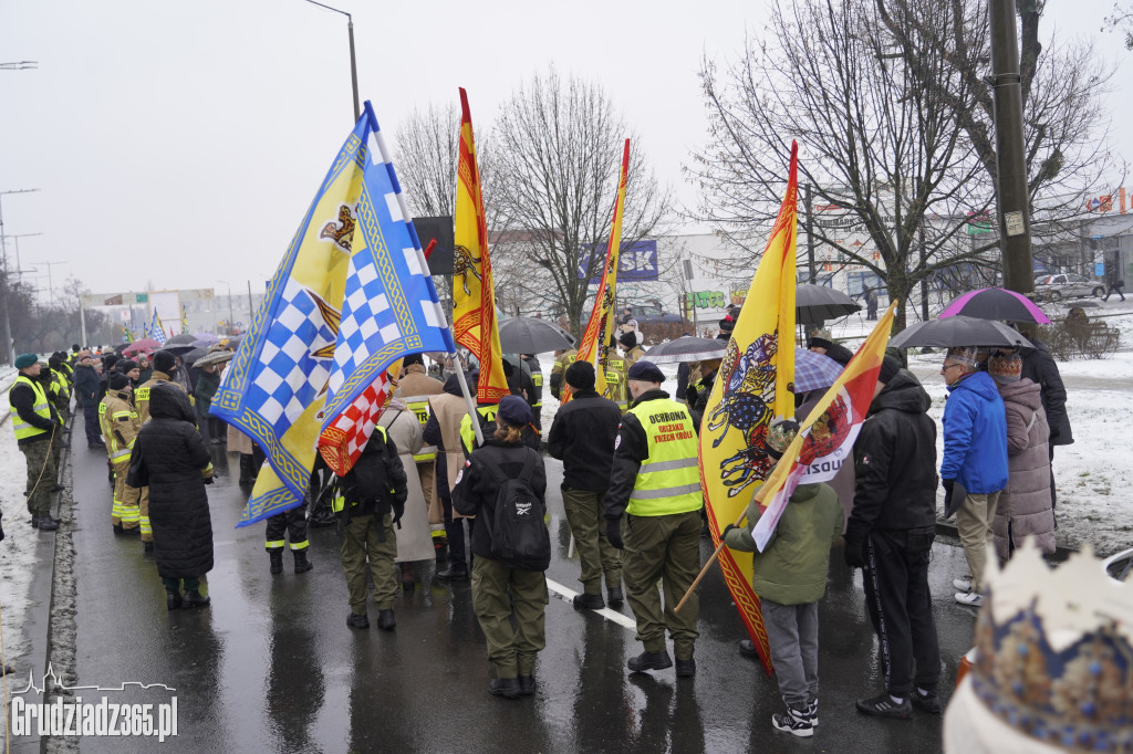 Ulicami Grudziądza po raz jedenasty przemaszerował Orszak Trzech Króli