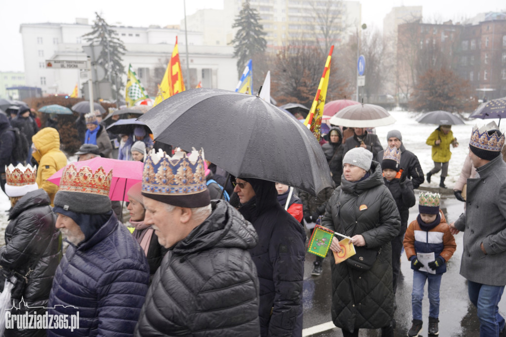 Ulicami Grudziądza po raz jedenasty przemaszerował Orszak Trzech Króli