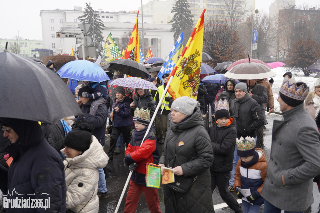 Ulicami Grudziądza po raz jedenasty przemaszerował Orszak Trzech Króli