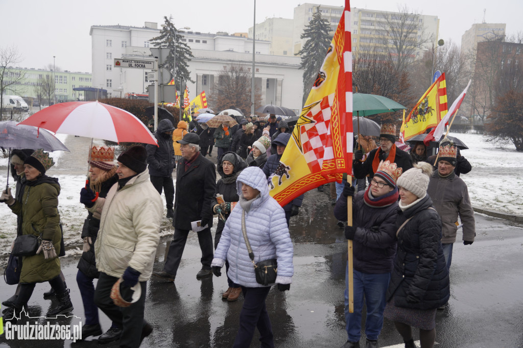 Ulicami Grudziądza po raz jedenasty przemaszerował Orszak Trzech Króli