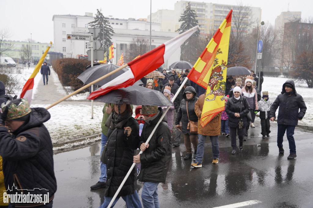 Ulicami Grudziądza po raz jedenasty przemaszerował Orszak Trzech Króli