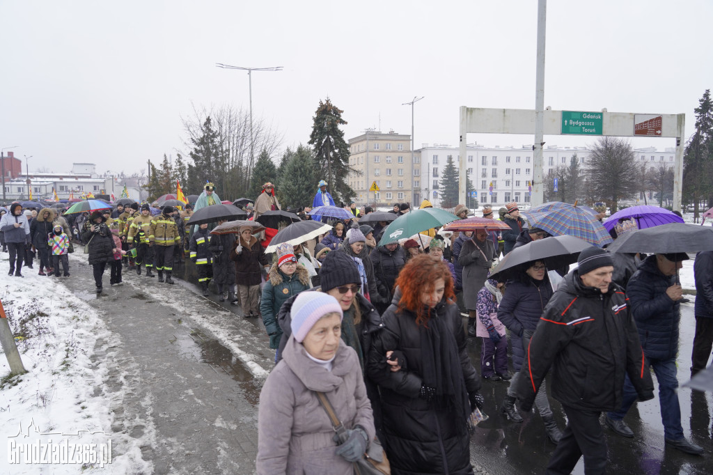 Ulicami Grudziądza po raz jedenasty przemaszerował Orszak Trzech Króli