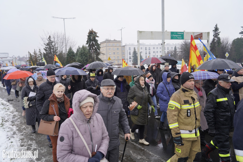 Ulicami Grudziądza po raz jedenasty przemaszerował Orszak Trzech Króli