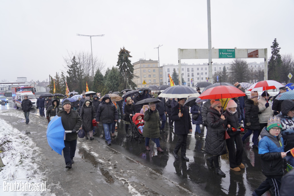 Ulicami Grudziądza po raz jedenasty przemaszerował Orszak Trzech Króli