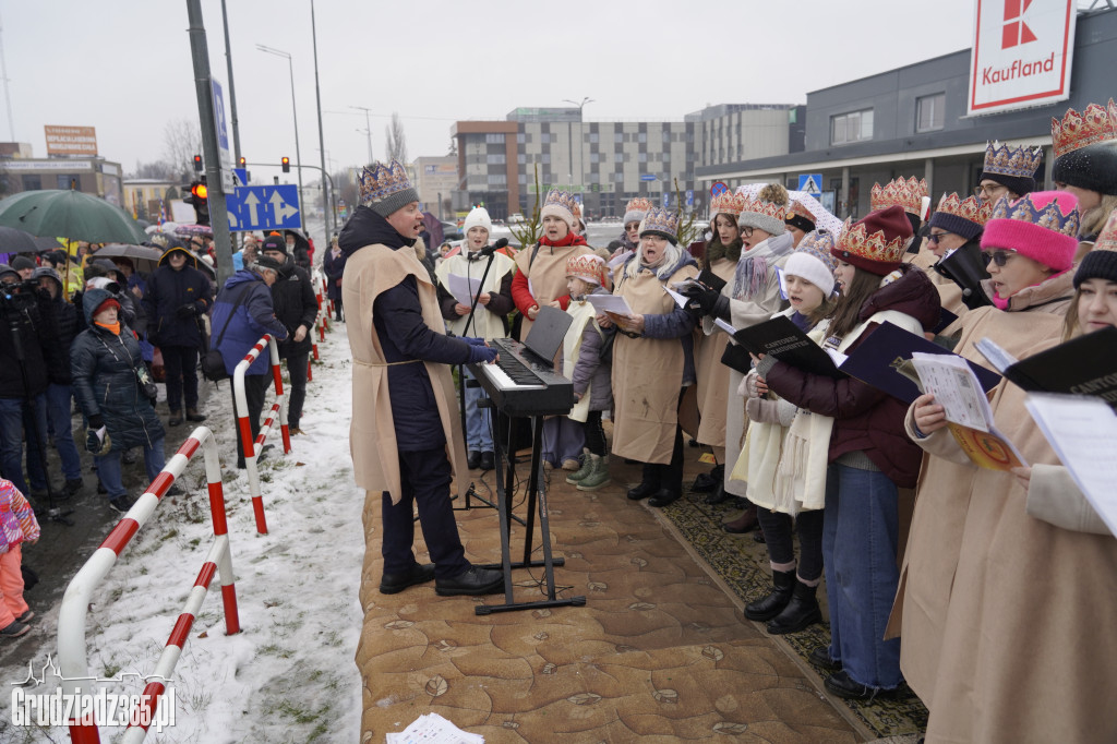 Ulicami Grudziądza po raz jedenasty przemaszerował Orszak Trzech Króli