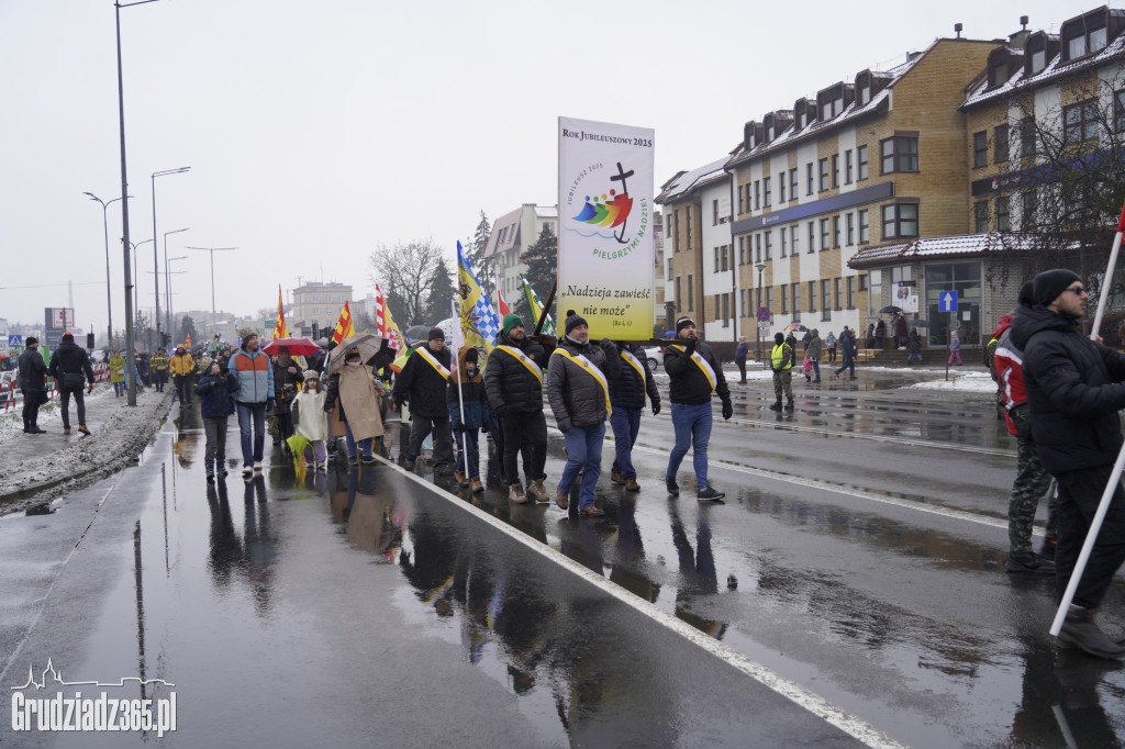 Ulicami Grudziądza po raz jedenasty przemaszerował Orszak Trzech Króli