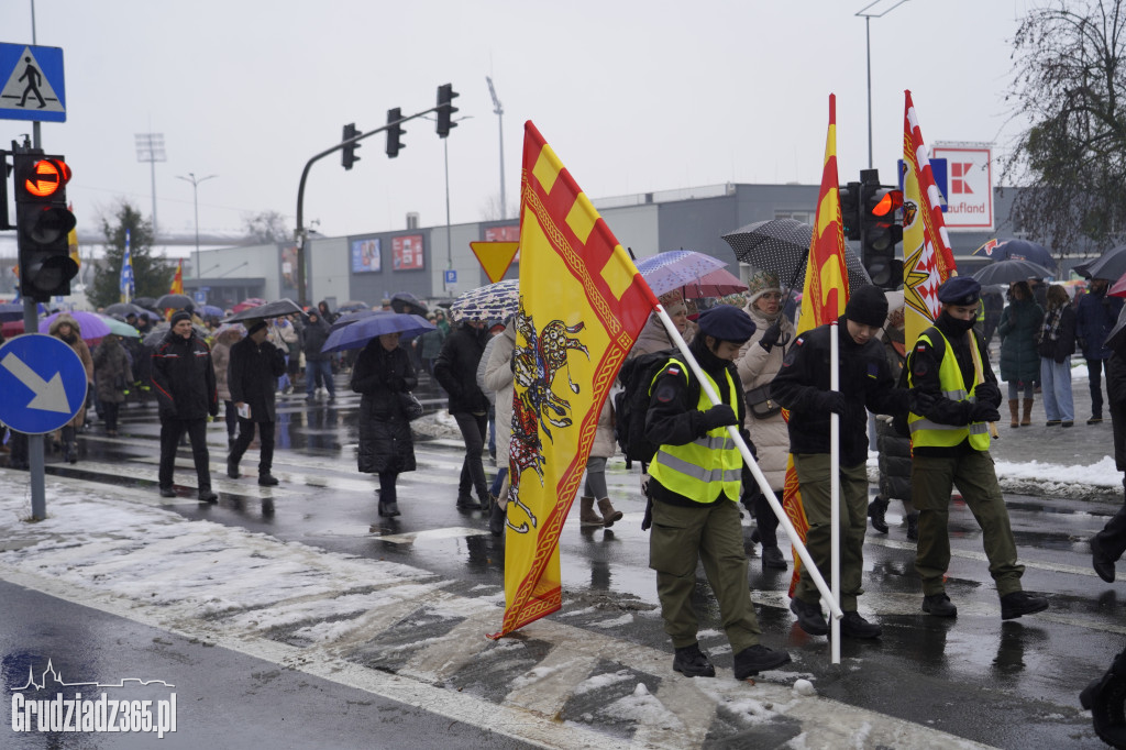 Ulicami Grudziądza po raz jedenasty przemaszerował Orszak Trzech Króli