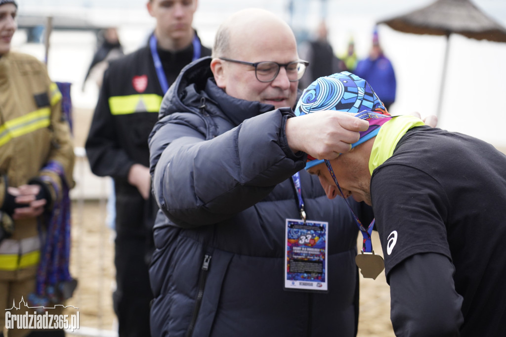 Bieg WOŚP na plaży miejskiej w Rudniku – relacja