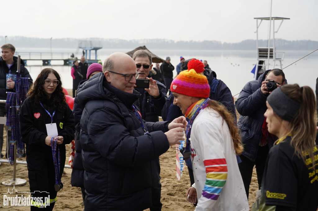 Bieg WOŚP na plaży miejskiej w Rudniku – relacja