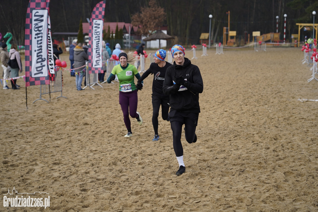 Bieg WOŚP na plaży miejskiej w Rudniku – relacja