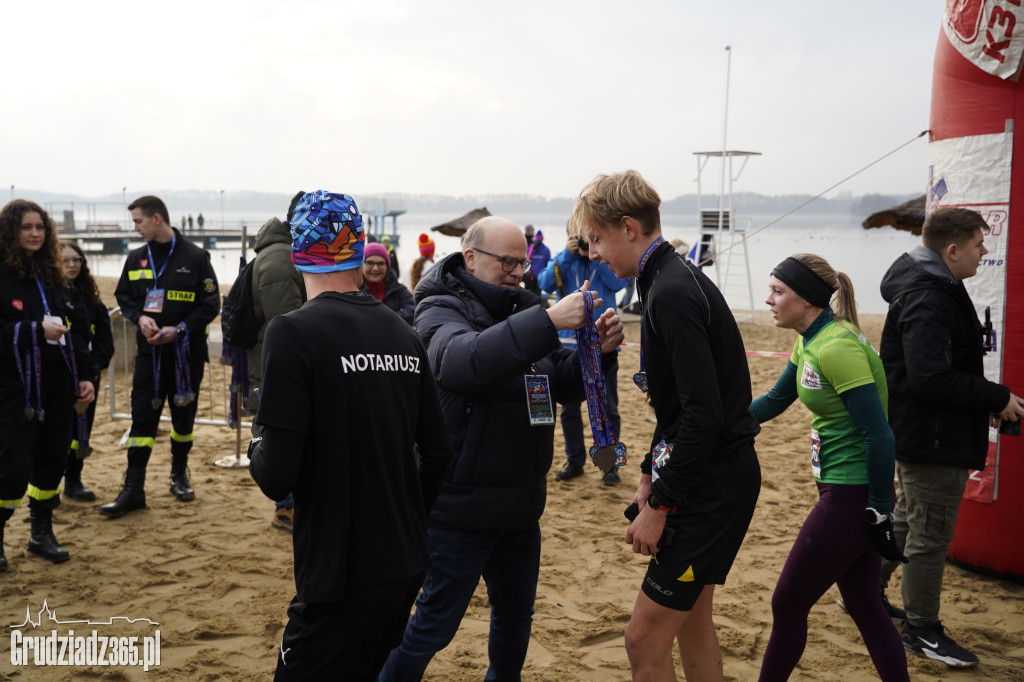 Bieg WOŚP na plaży miejskiej w Rudniku – relacja