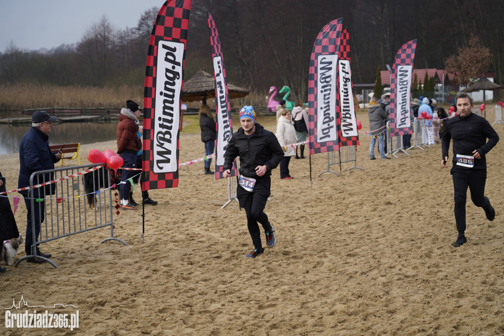 Bieg WOŚP na plaży miejskiej w Rudniku – relacja