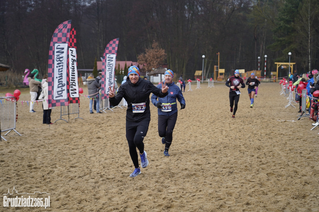 Bieg WOŚP na plaży miejskiej w Rudniku – relacja