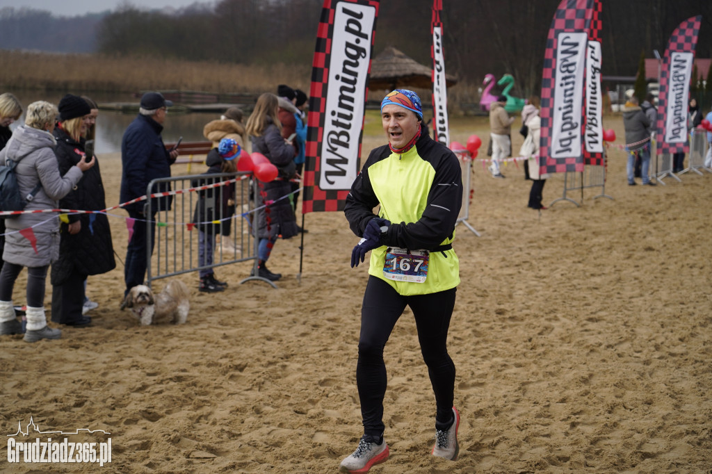 Bieg WOŚP na plaży miejskiej w Rudniku – relacja