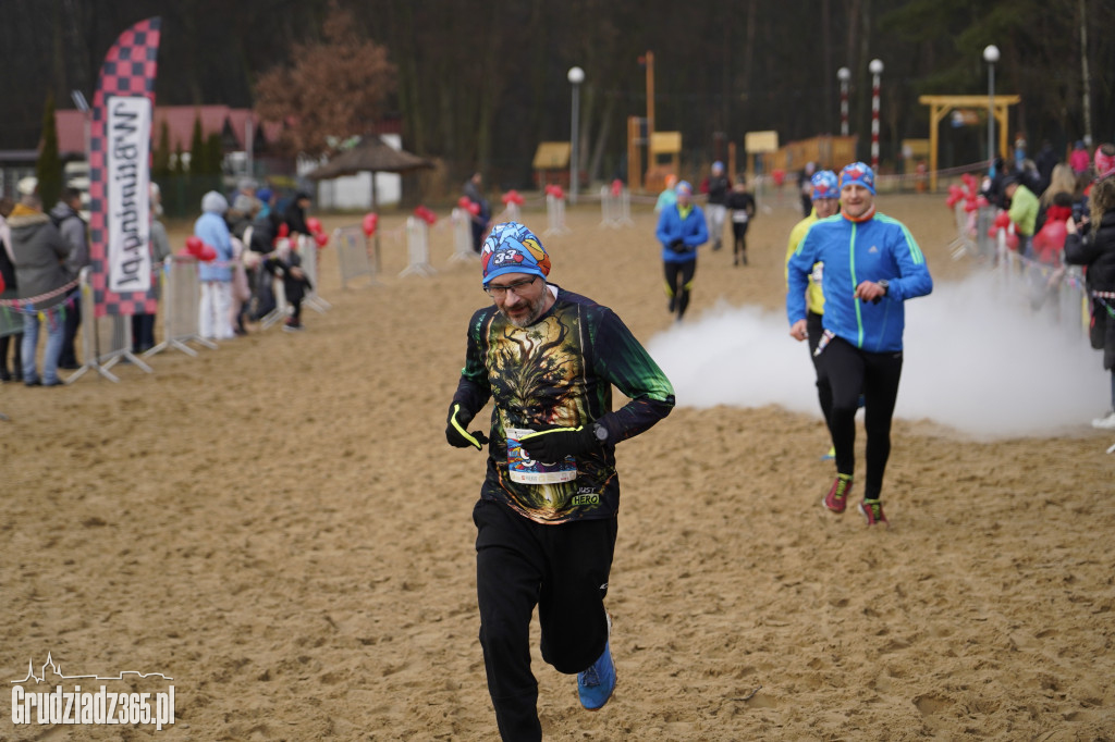 Bieg WOŚP na plaży miejskiej w Rudniku – relacja